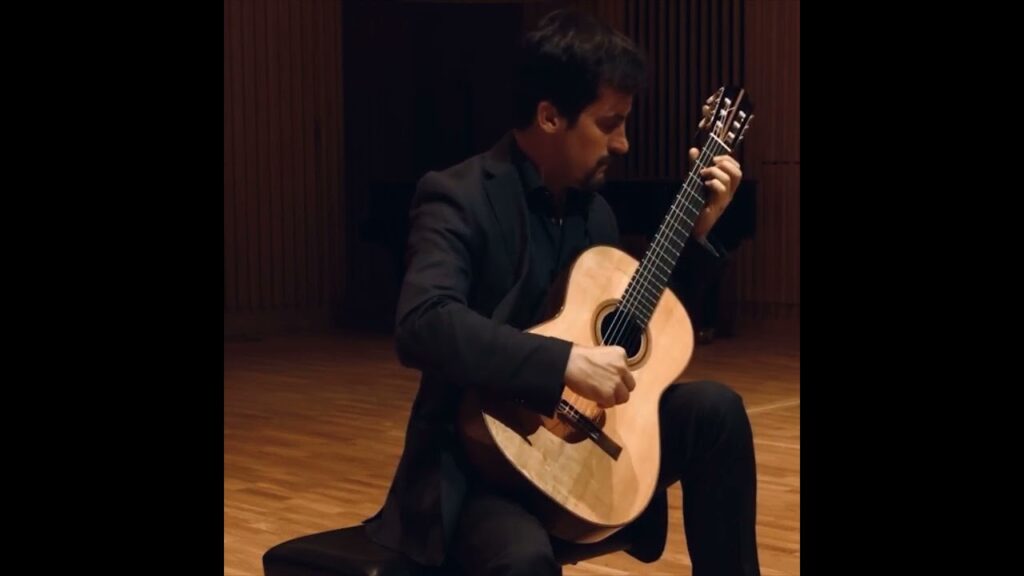 Marco Ramelli plays El Testament d'Amelia by Federico Mompou